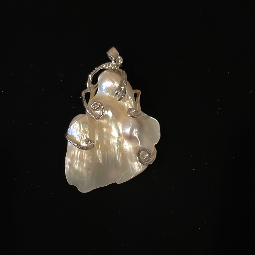Elegant Silver Wrapped Mother of Pearl Pendant